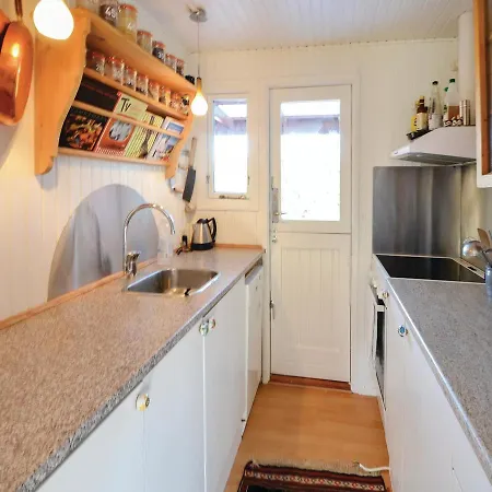 Three-bedroom Holiday In * Ebeltoft
